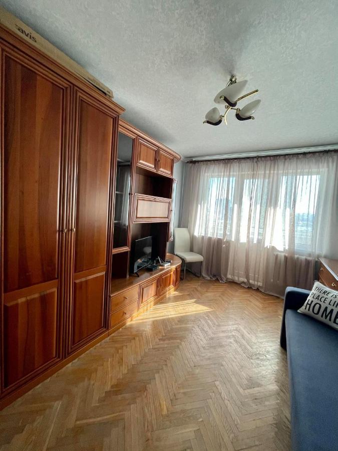 Comfortable One Beds With Nice View For Independent Sqr 키예프 외부 사진