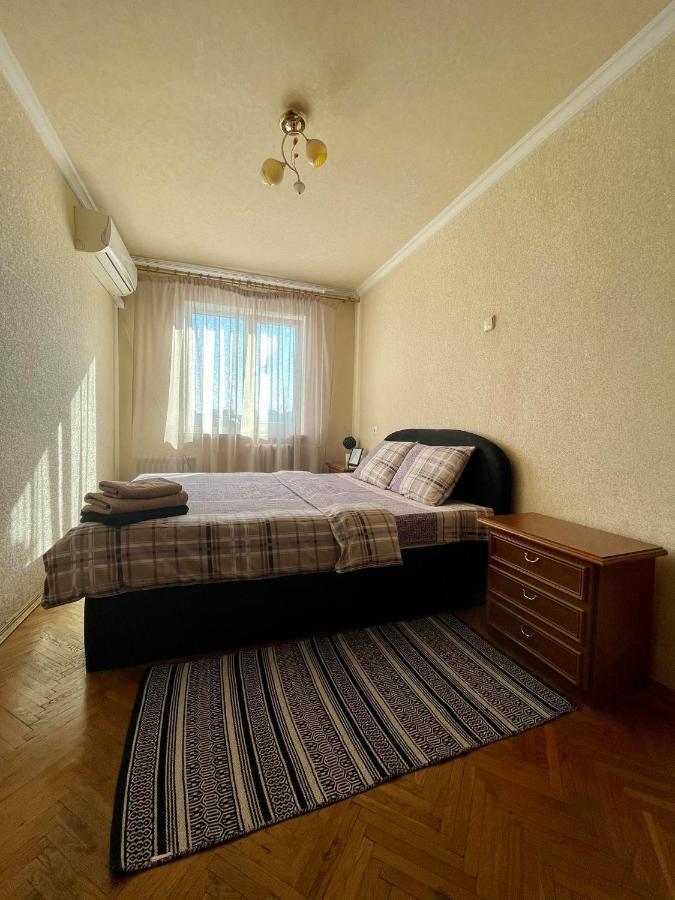 Comfortable One Beds With Nice View For Independent Sqr 키예프 외부 사진