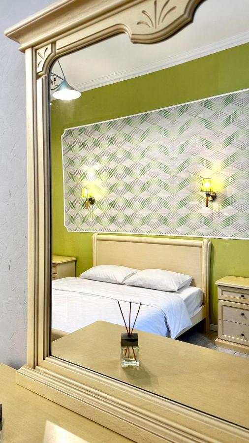 Comfortable One Beds With Nice View For Independent Sqr 키예프 외부 사진