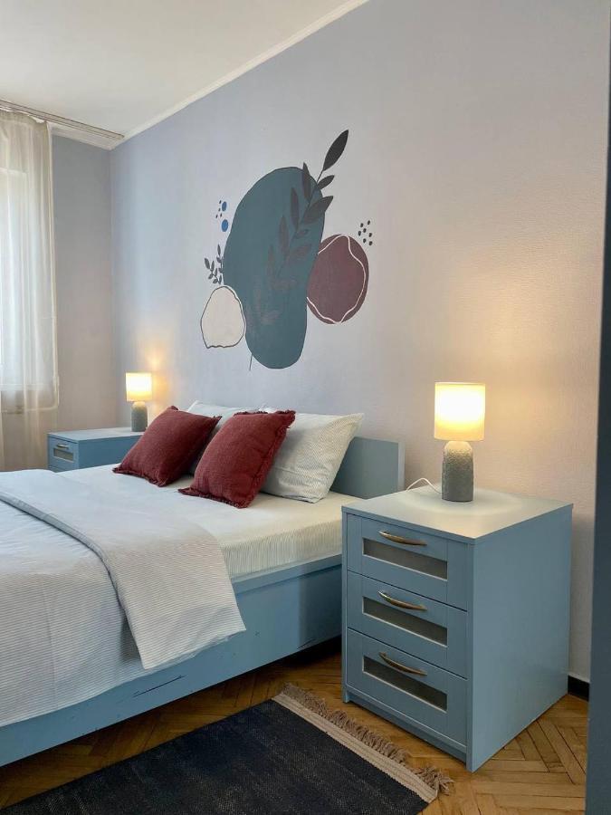 Comfortable One Beds With Nice View For Independent Sqr 키예프 외부 사진